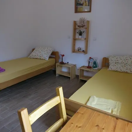 בית נופש Ferienhouse Mit Pool Orange *