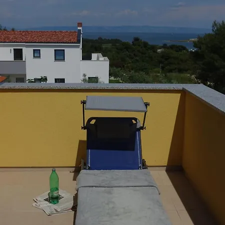 בית נופש Ferienhouse Mit Pool Orange *